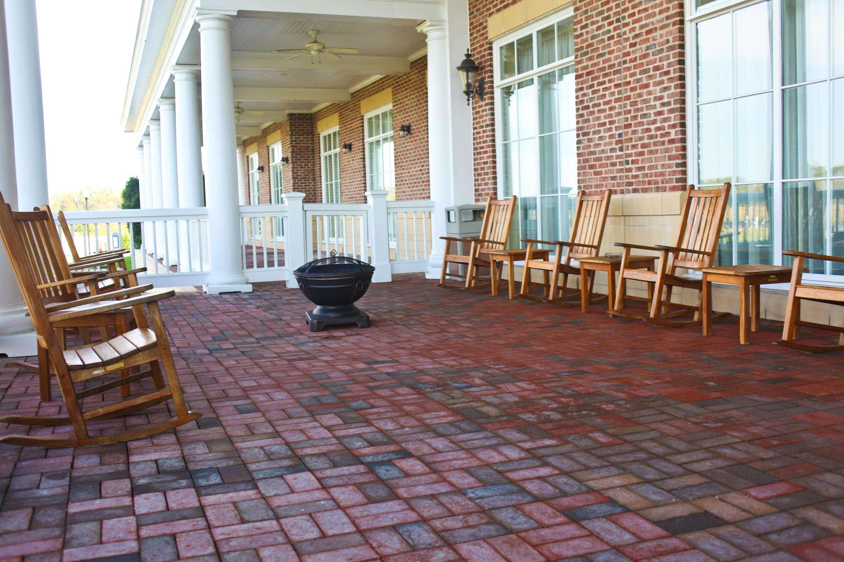 Hilton Garden Inn Suffolk Riverfront Exterior photo