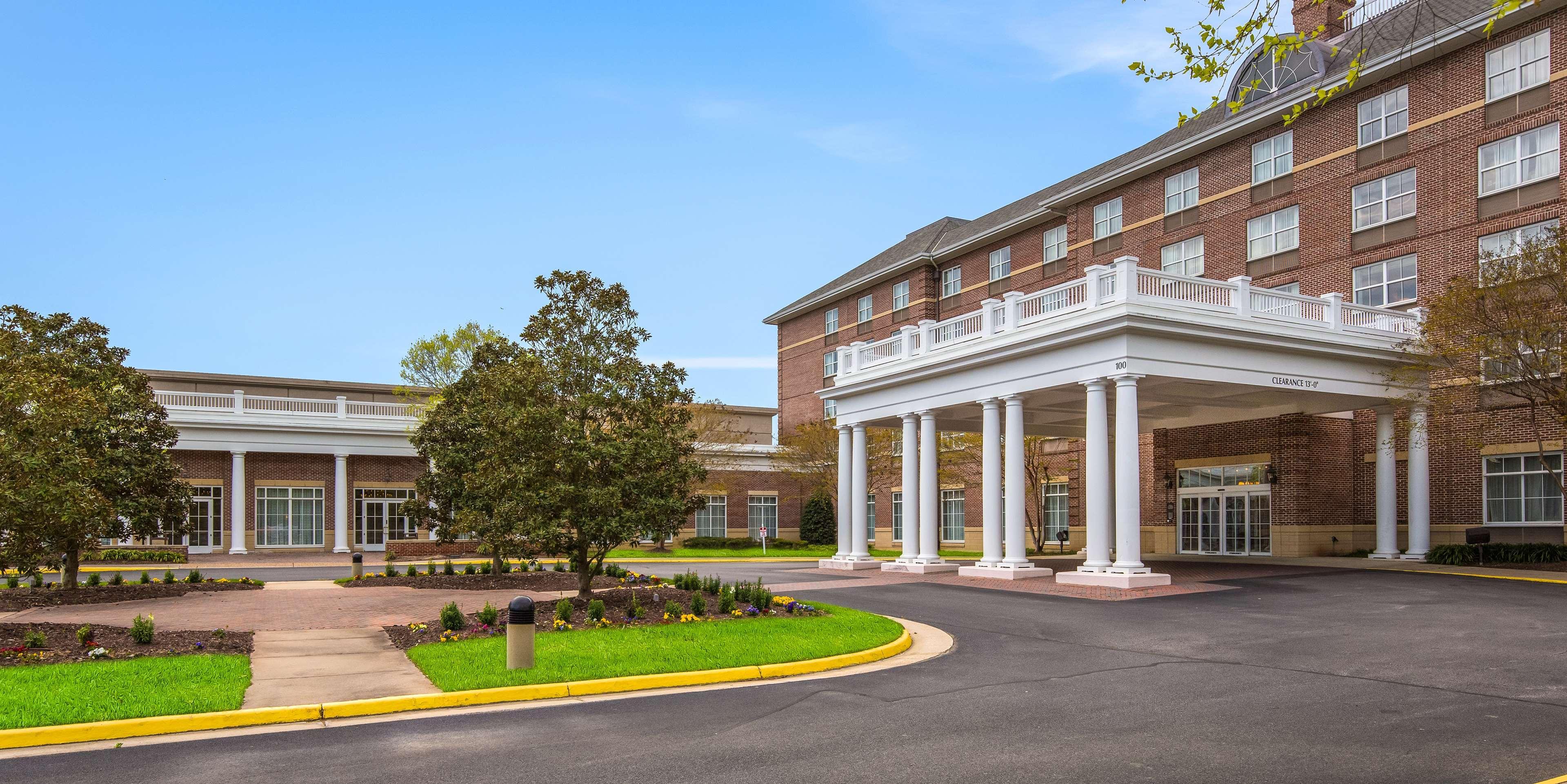 Hilton Garden Inn Suffolk Riverfront Exterior photo