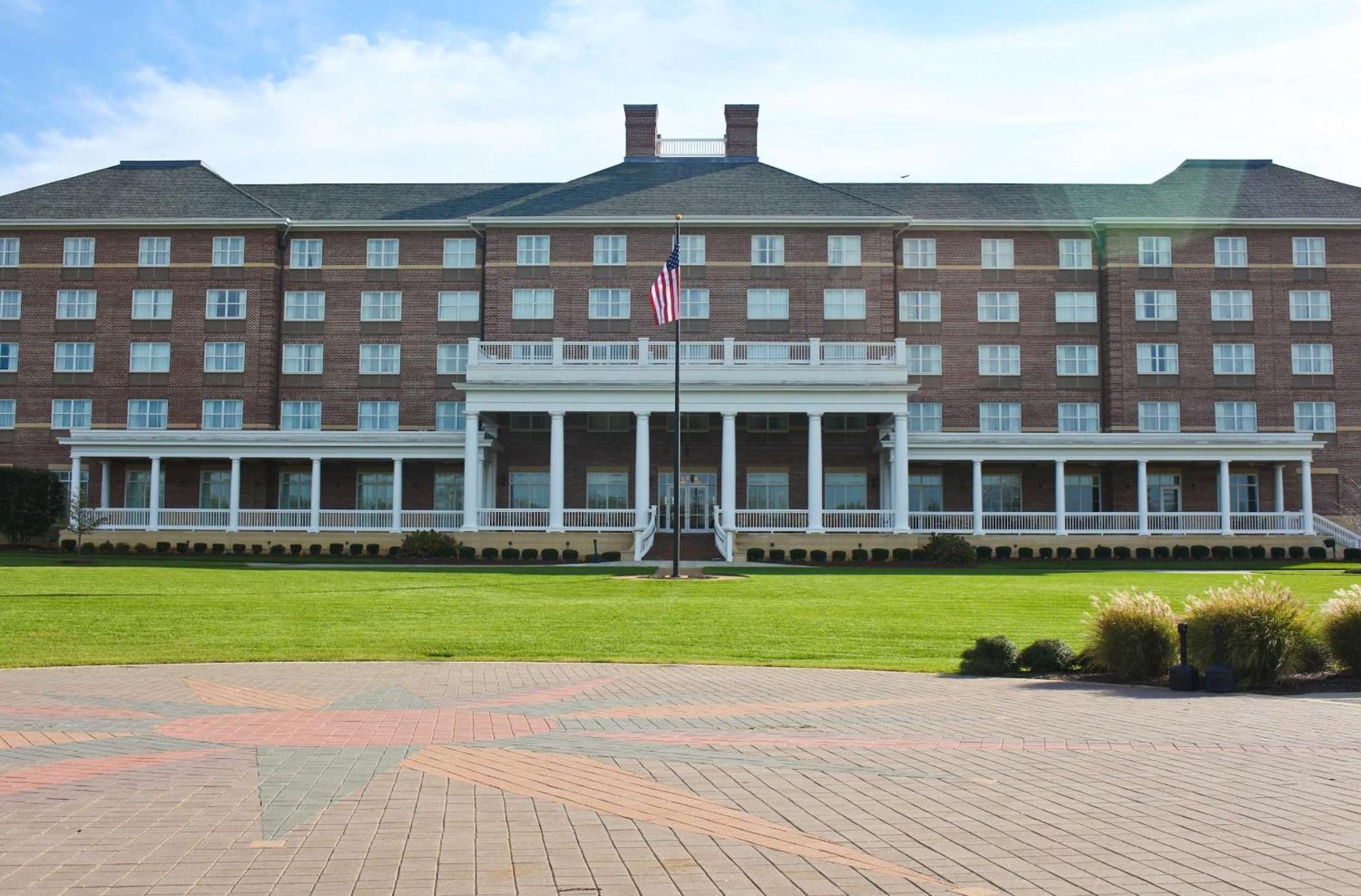 Hilton Garden Inn Suffolk Riverfront Exterior photo