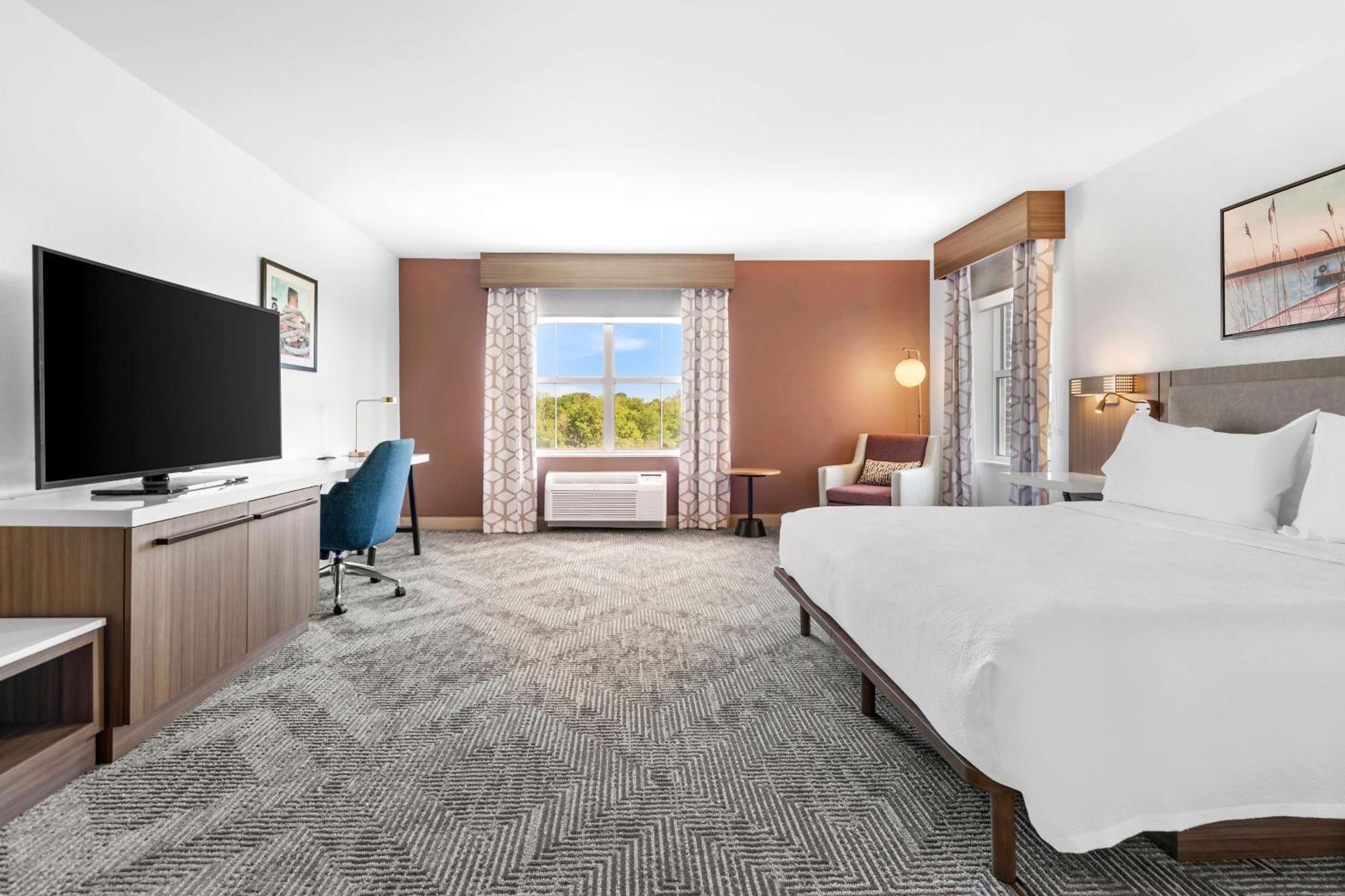 Hilton Garden Inn Suffolk Riverfront Exterior photo